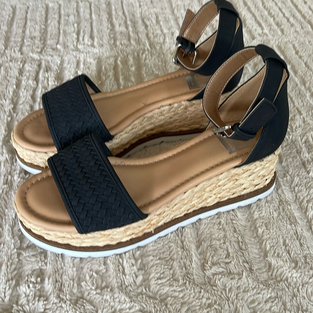 DV Dolce Vita Byndi Women's Shoes  Black Sz 8